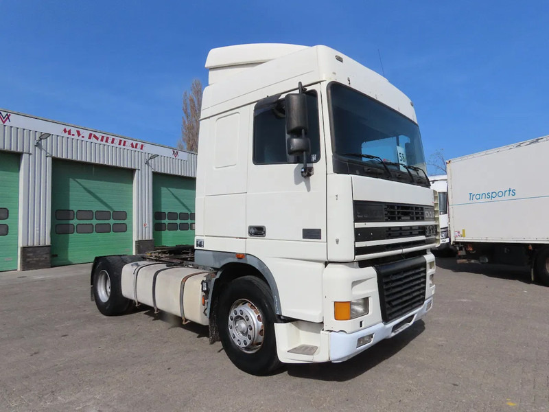 DAF XF 95.480 E4 type, Manual ger, Manual. Great state - Тягач: фото 1 DAF XF 95.480 E4 type, Manual ger, Manual. Great state - Тягач: фото 1