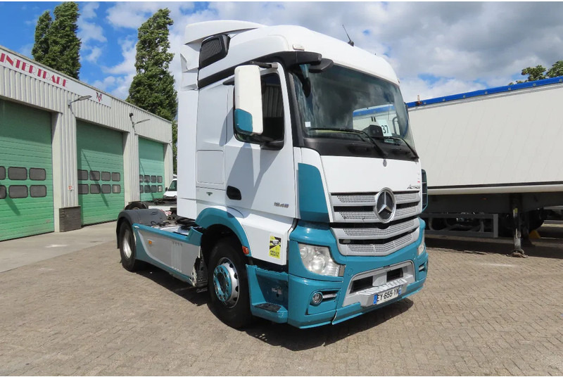 Mercedes-Benz Actros 1846 PTO. HYDRAULIC - Тягач: фото 2 Mercedes-Benz Actros 1846 PTO. HYDRAULIC - Тягач: фото 2