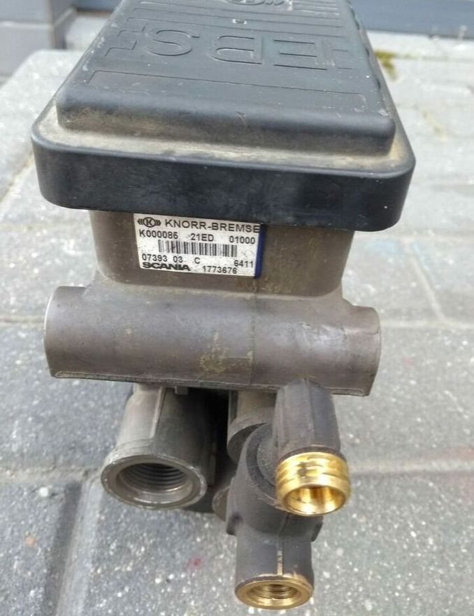 Knorr-Bremse SCANIA Scania - Тормозной клапан для Грузовиков: фото 3 Knorr-Bremse SCANIA Scania - Тормозной клапан для Грузовиков: фото 3