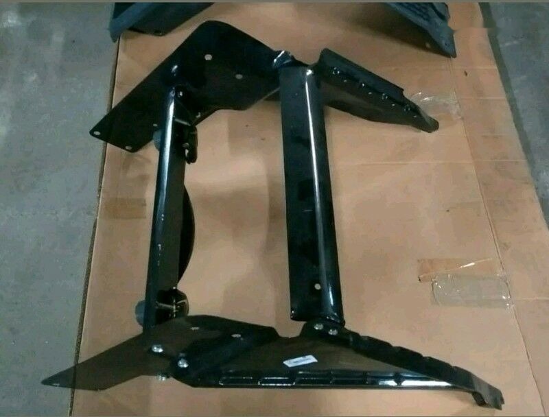 Scania BATTERY COVER REPAIR KIT: STEPS, SIDE BRACKETS Scania R, CR/CP - Аккумулятор для Грузовиков: фото 5 Scania BATTERY COVER REPAIR KIT: STEPS, SIDE BRACKETS Scania R, CR/CP - Аккумулятор для Грузовиков: фото 5