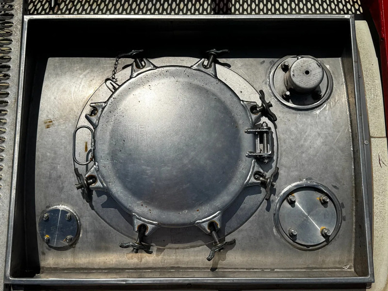 Резервуар для хранения для транспортировки топлива CIMC ISO, 24.940L, 20FT ISO, UN Portable T11, L4BN, payload: 32.170kg: фото 12