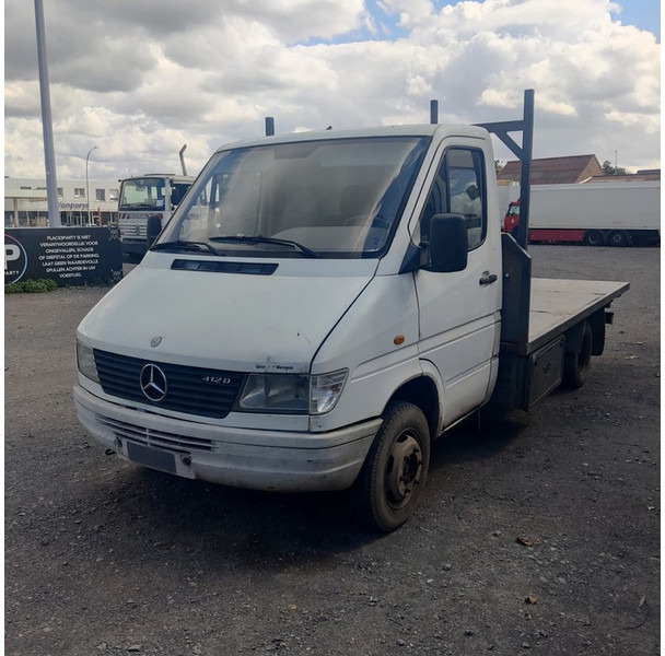 Mercedes-Benz TN-412-DD - Малотоннажный бортовой грузовик: фото 1 Mercedes-Benz TN-412-DD - Малотоннажный бортовой грузовик: фото 1