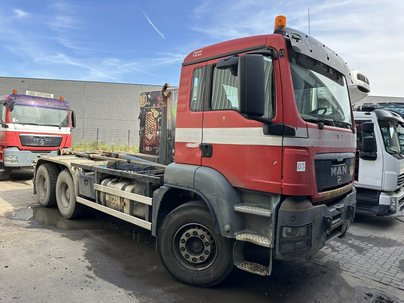 MAN TGA 26.400 6x4 AJK 20T - 5430mm - MANUAL GEARBOX - STEEL SPRING / BLATT - BIG AXLES / AP ACHSEN - Крюковой мультилифт: фото 1 MAN TGA 26.400 6x4 AJK 20T - 5430mm - MANUAL GEARBOX - STEEL SPRING / BLATT - BIG AXLES / AP ACHSEN - Крюковой мультилифт: фото 1