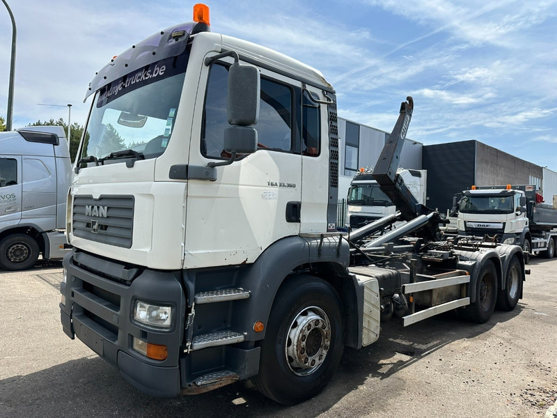 MAN TGA 33.360 6x4 HOOKLIFT - MANUAL ZF - BIG AXLES HUB REDUCTION / STEEL SPRING - BE TRUCK - Крюковой мультилифт: фото 3 MAN TGA 33.360 6x4 HOOKLIFT - MANUAL ZF - BIG AXLES HUB REDUCTION / STEEL SPRING - BE TRUCK - Крюковой мультилифт: фото 3