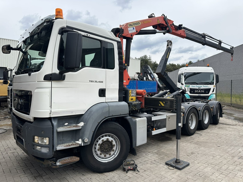 MAN TGS 35.400 8x4 TRIDEM HOOKLIFT T22 + CRANE PALFINGER PK 18001 EH + RADIO - EURO 5 - LIFT/STEERING AXLE - BE TRUCK - Крюковой мультилифт, Автоманипулятор: фото 1 MAN TGS 35.400 8x4 TRIDEM HOOKLIFT T22 + CRANE PALFINGER PK 18001 EH + RADIO - EURO 5 - LIFT/STEERING AXLE - BE TRUCK - Крюковой мультилифт, Автоманипулятор: фото 1