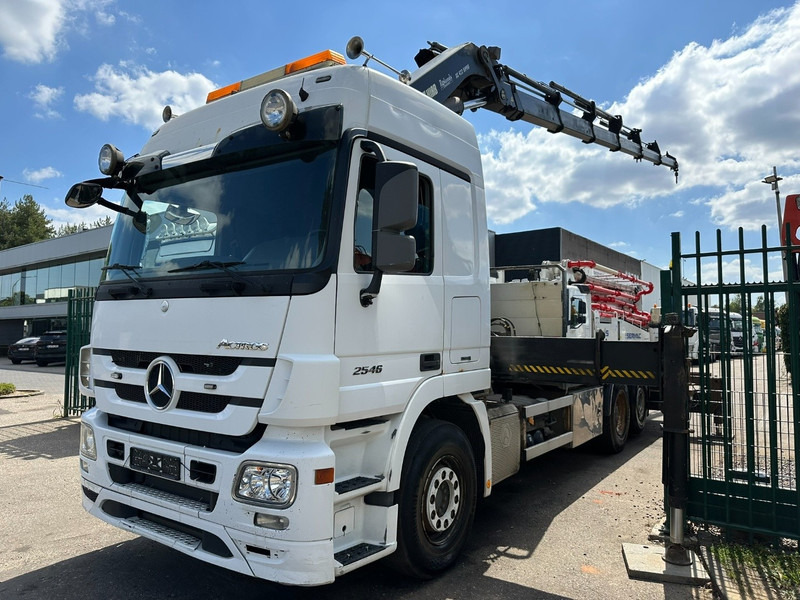 Mercedes-Benz ACTROS 2546 6x2 PRITSCHE + KRAN HIAB 422 EP-6 HIPRO - *415.000km* - PLATFORM 6m50 - LIFT AXLE - MP 3 - EURO 5 - BELGIAN PAPERS - Грузовик бортовой/ Платформа, Автоманипулятор: фото 3 Mercedes-Benz ACTROS 2546 6x2 PRITSCHE + KRAN HIAB 422 EP-6 HIPRO - *415.000km* - PLATFORM 6m50 - LIFT AXLE - MP 3 - EURO 5 - BELGIAN PAPERS - Грузовик бортовой/ Платформа, Автоманипулятор: фото 3