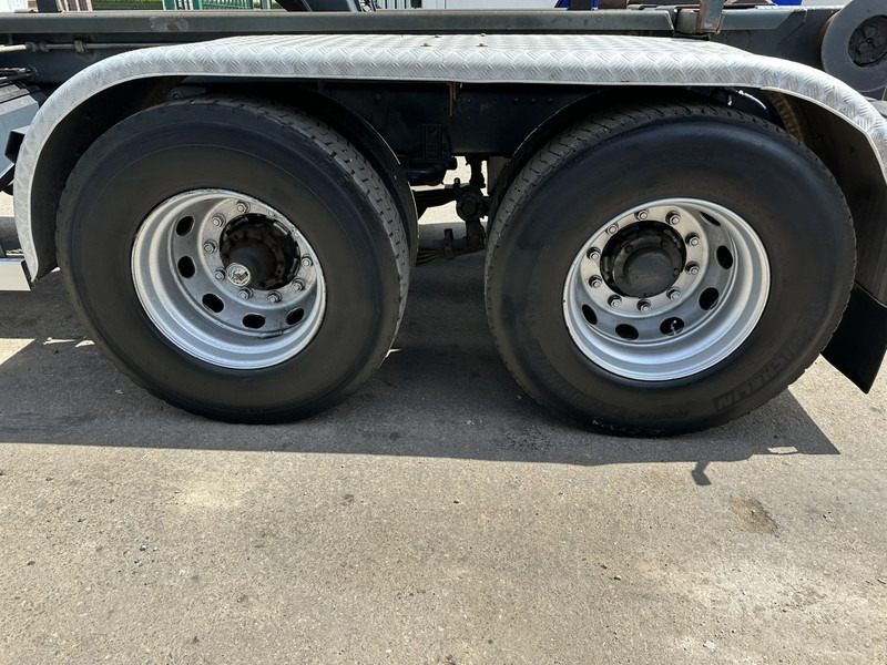 Крюковой мультилифт Scania 124L-420 6x2 HOOKLIFT VDL 20T - STEEL SPRING / BALLESTAS / BLATT - MANUAL - MECHANICAL PUMP - 10 TIRES  DOUBLE WHEELS: фото 6