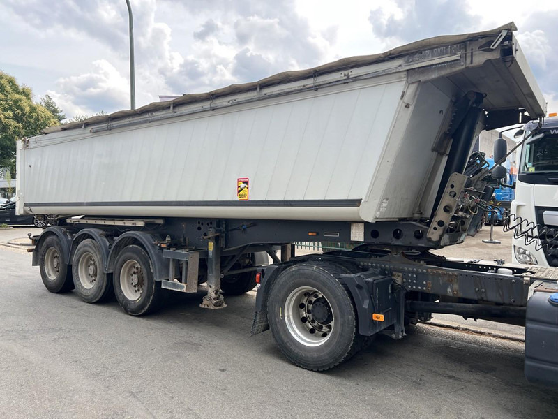 Schmitz Cargobull SKI 24 3-AXLES SAF - STEEL BODY / ALU TIPPER  - GOOD CONDITION - Самосвальный полуприцеп: фото 5 Schmitz Cargobull SKI 24 3-AXLES SAF - STEEL BODY / ALU TIPPER  - GOOD CONDITION - Самосвальный полуприцеп: фото 5