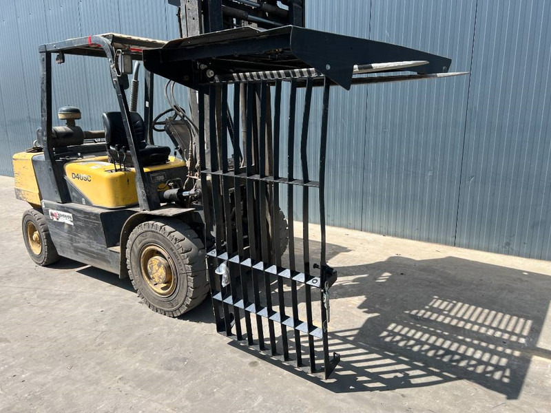 Cat 313E / 320F / 323E / 325F / 329E / 330F / 336E / 3 - Кабина и интерьер для Строительной техники: фото 2 Cat 313E / 320F / 323E / 325F / 329E / 330F / 336E / 3 - Кабина и интерьер для Строительной техники: фото 2