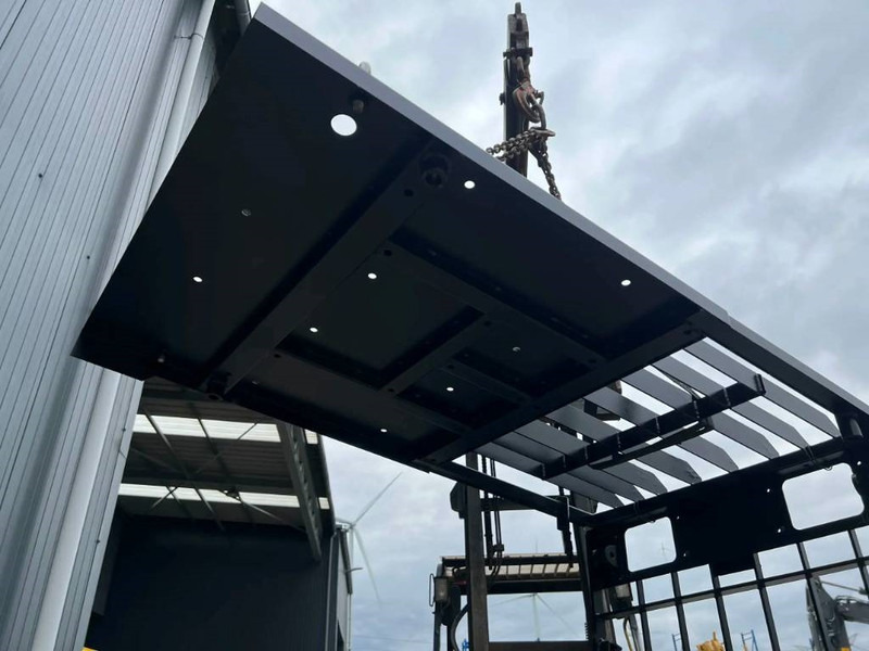 Cat 325C Guard - Кабина и интерьер для Строительной техники: фото 4 Cat 325C Guard - Кабина и интерьер для Строительной техники: фото 4