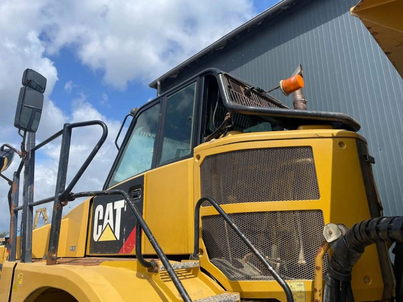 Сочленённый самосвал Cat 735B | 735: фото 13