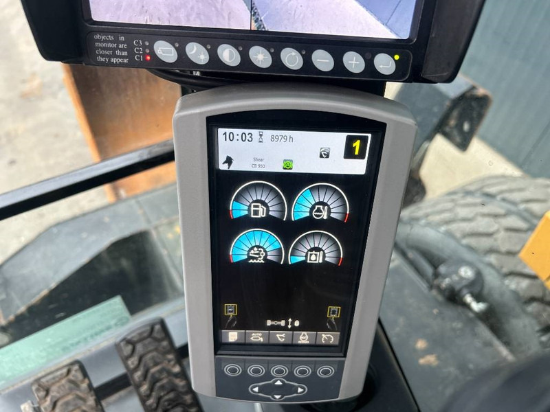 Cat M318F - Колёсный экскаватор: фото 3 Cat M318F - Колёсный экскаватор: фото 3