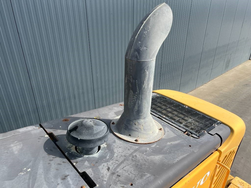 Volvo L60E - Колёсный погрузчик: фото 5 Volvo L60E - Колёсный погрузчик: фото 5