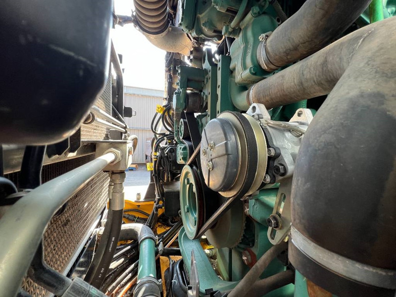 Колёсный погрузчик Volvo L90H: фото 6 Колёсный погрузчик Volvo L90H: фото 6