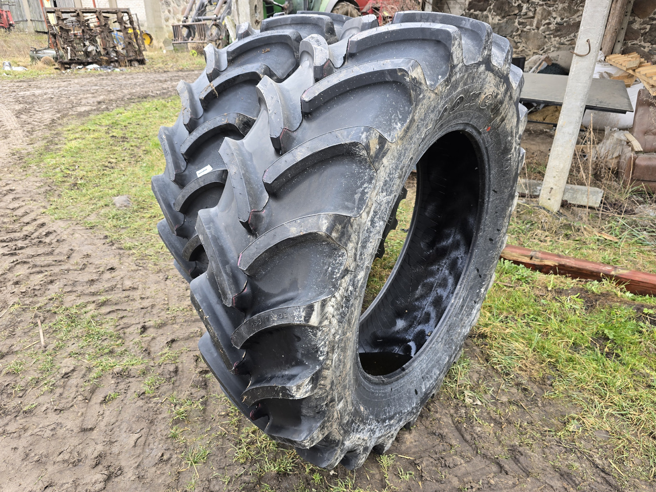 FIRESTONE 480/70 R38 - Колесо для Сельскохозяйственной техники: фото 1 FIRESTONE 480/70 R38 - Колесо для Сельскохозяйственной техники: фото 1