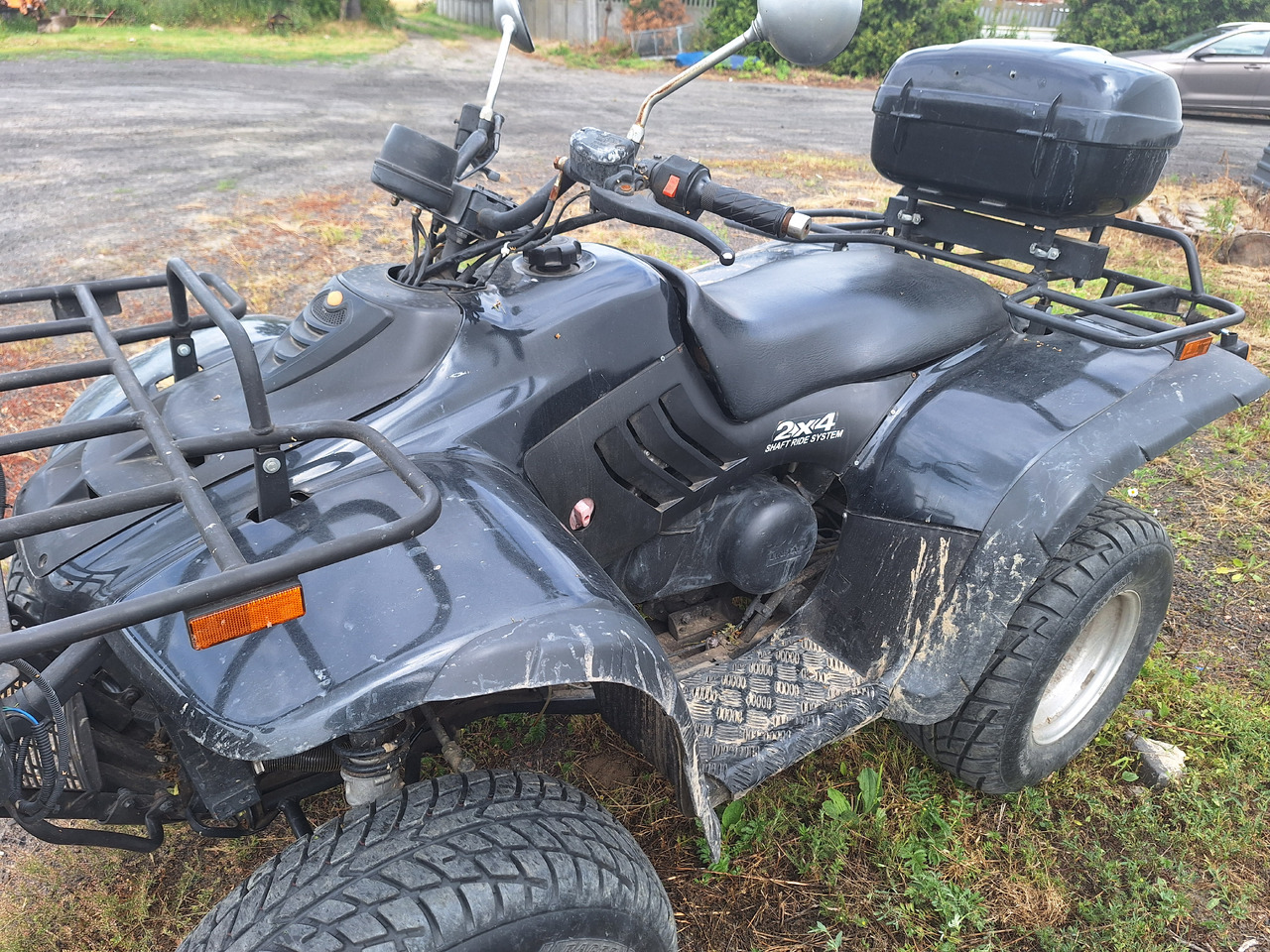 Linhai - Легковой автомобиль: фото 2 Linhai - Легковой автомобиль: фото 2