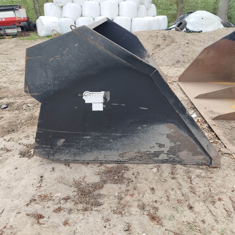 Manitou - Ковш для погрузчика: фото 3 Manitou - Ковш для погрузчика: фото 3