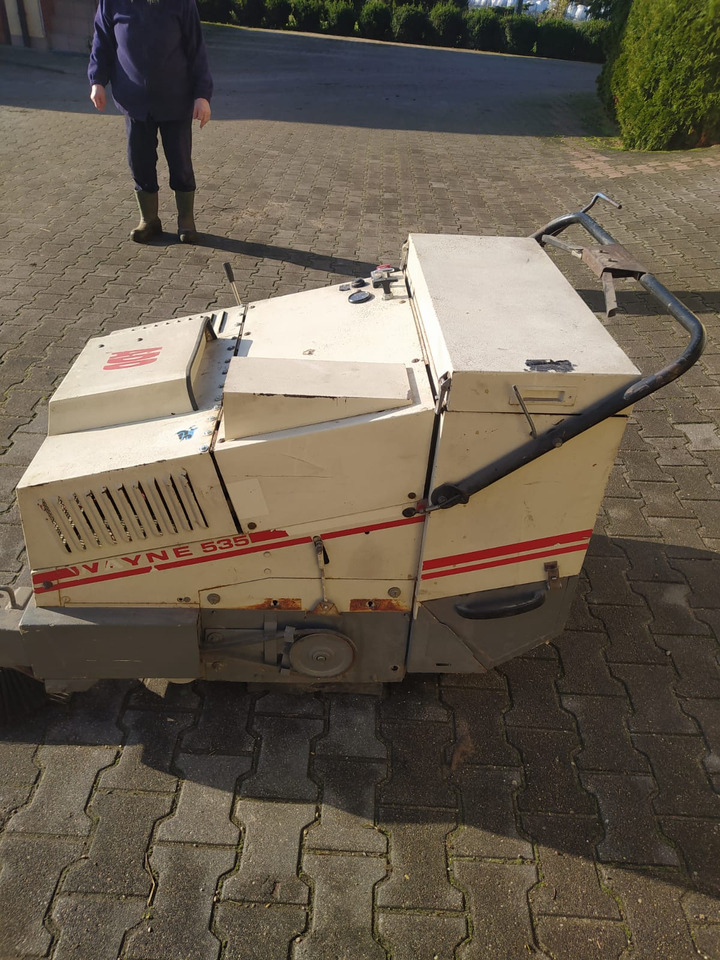 WAYNE 535G - Промышленная подметальная машина: фото 5 WAYNE 535G - Промышленная подметальная машина: фото 5