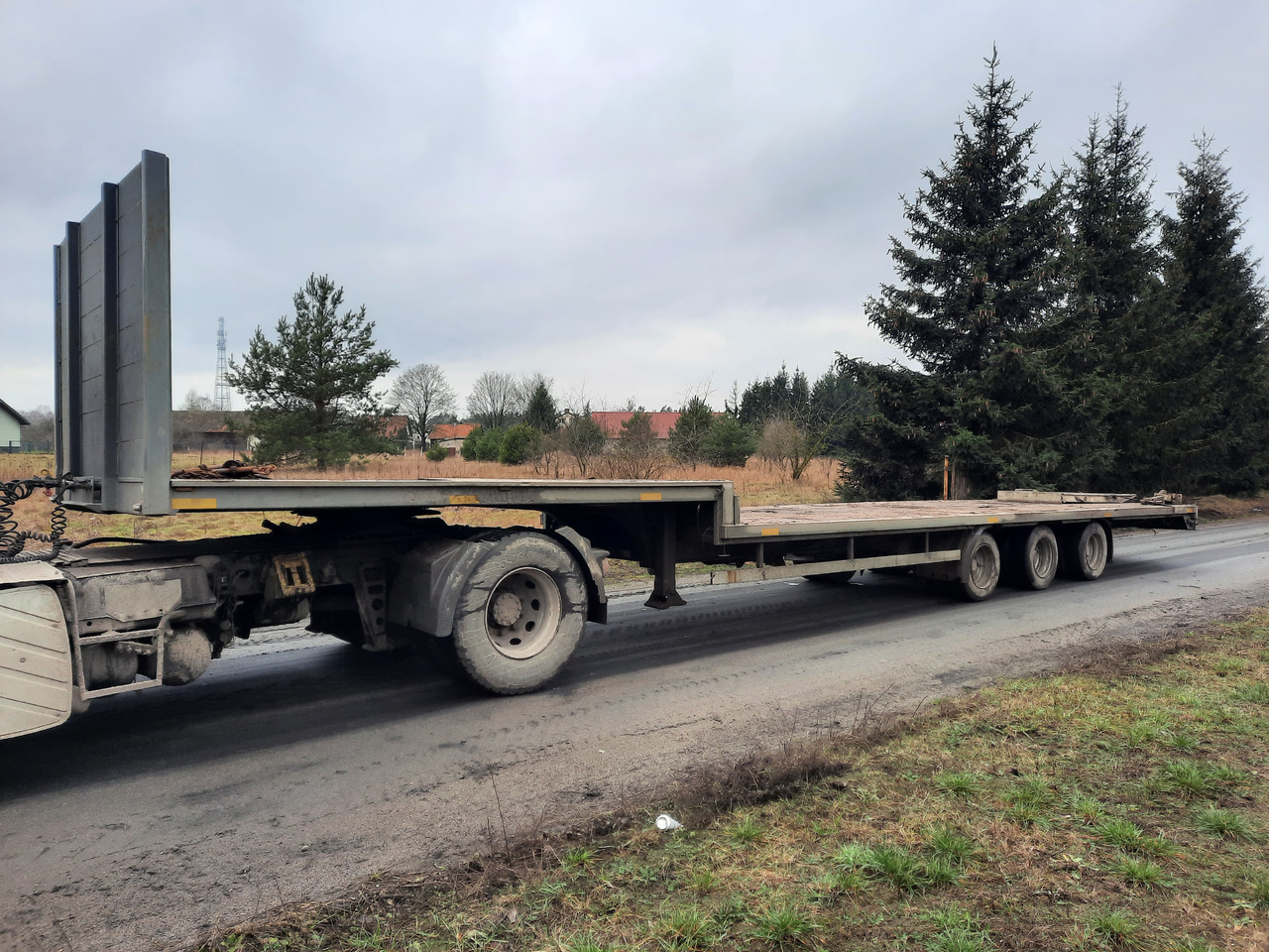 Fruehauf CNPTA3 - Низкорамный полуприцеп: фото 1 Fruehauf CNPTA3 - Низкорамный полуприцеп: фото 1