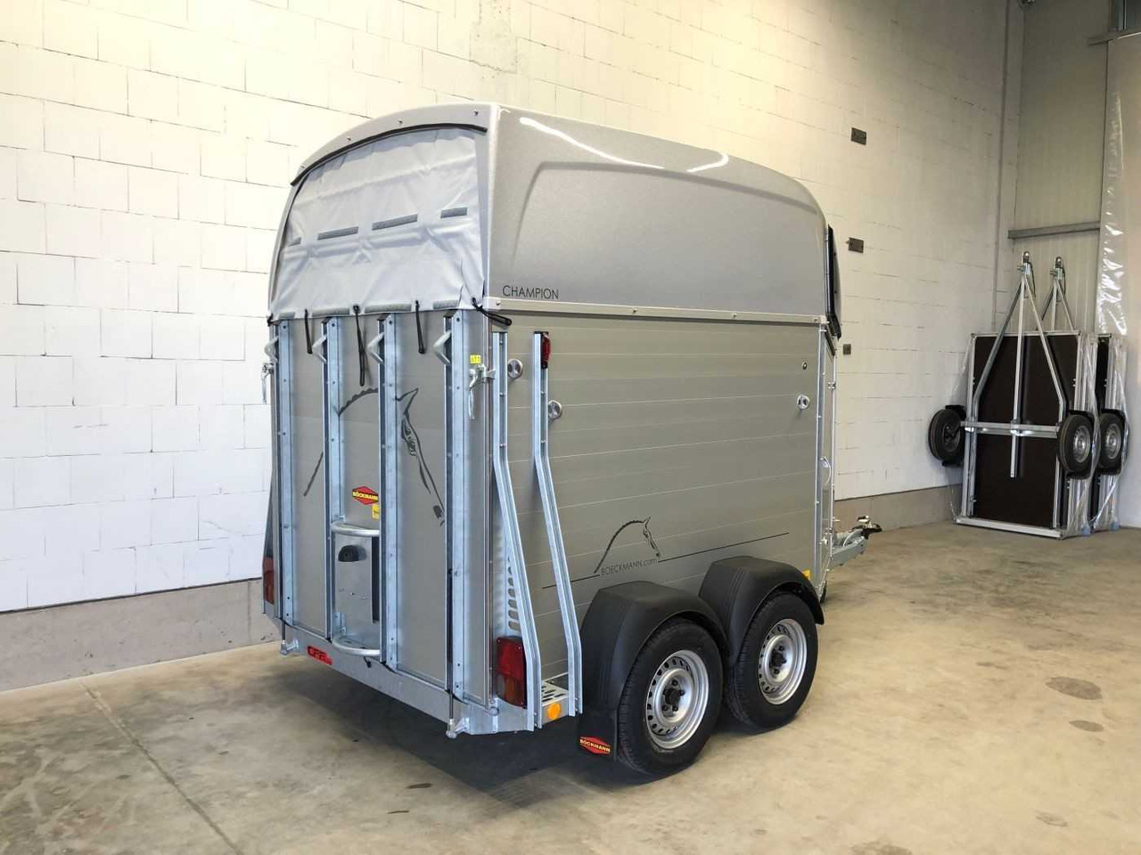 BOECKMANN Champion R Pferdeanhänger - Прицеп-коневоз: фото 3 BOECKMANN Champion R Pferdeanhänger - Прицеп-коневоз: фото 3