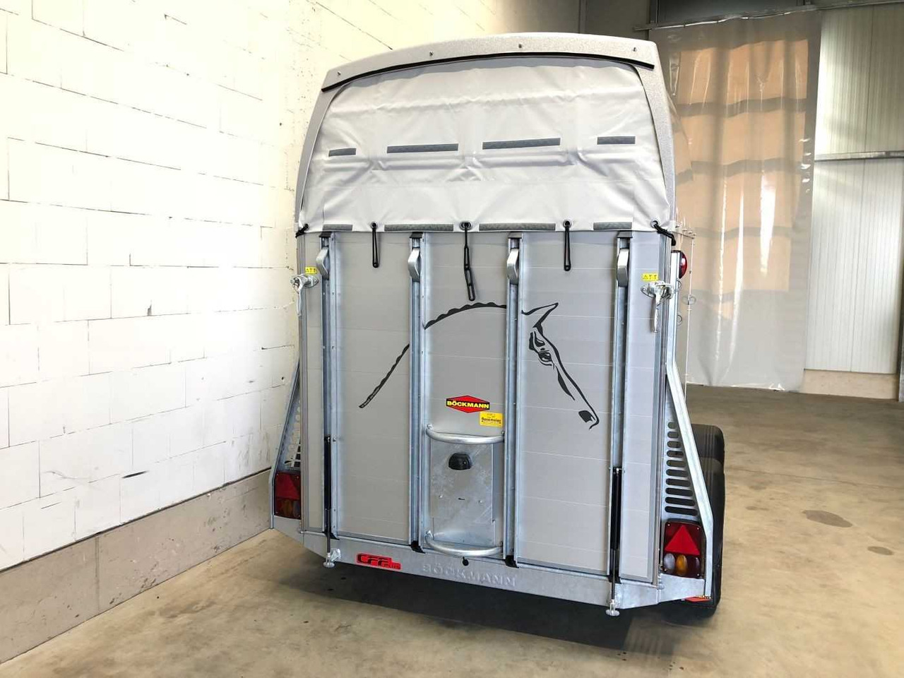 BOECKMANN Champion R Pferdeanhänger - Прицеп-коневоз: фото 4 BOECKMANN Champion R Pferdeanhänger - Прицеп-коневоз: фото 4