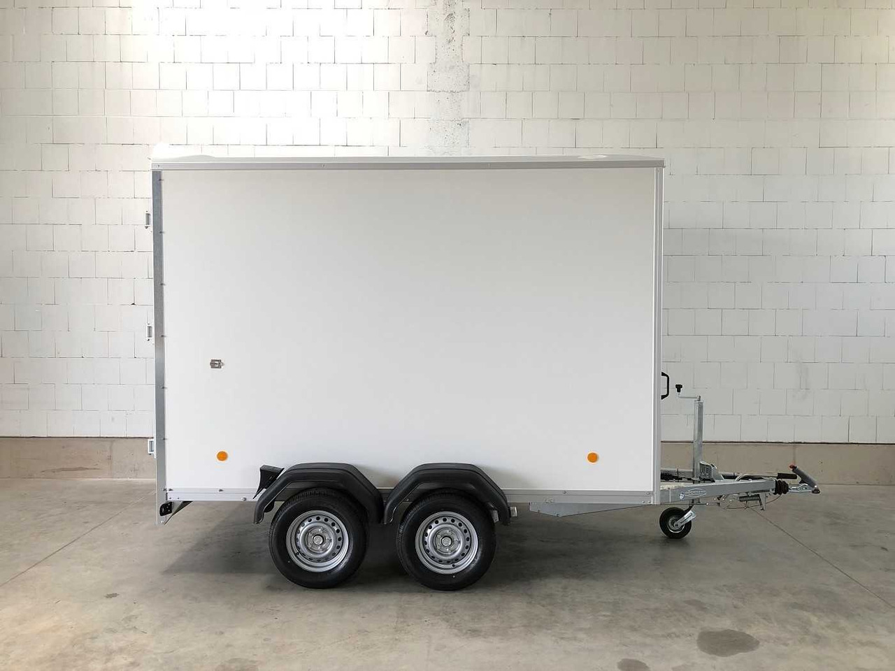 BOECKMANN KT 3015/20 H Kofferanhänger - Прицеп-фургон: фото 2 BOECKMANN KT 3015/20 H Kofferanhänger - Прицеп-фургон: фото 2