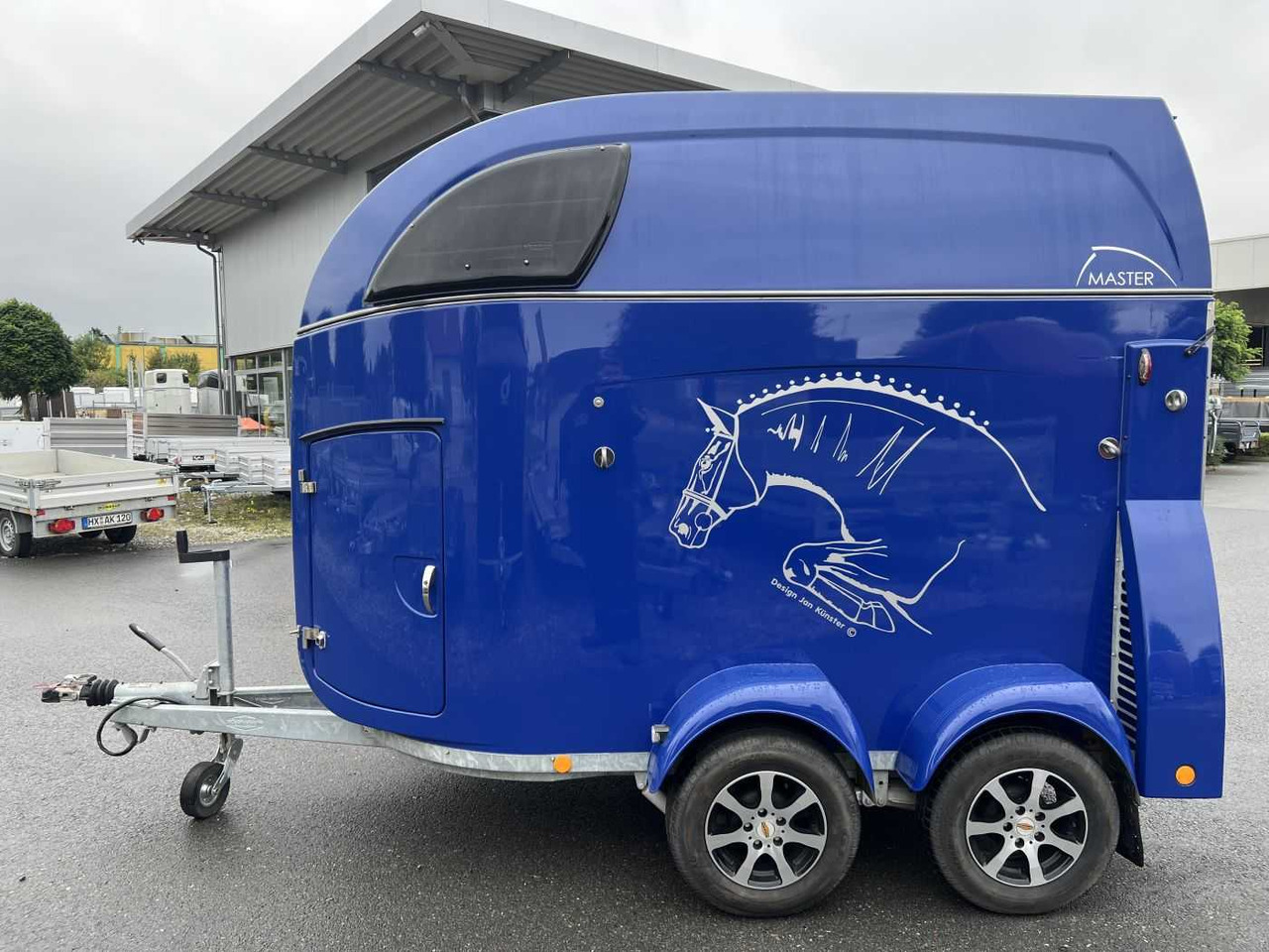 BOECKMANN Master WCF ALF ArtL Pferdeanhänger - Прицеп-коневоз: фото 2 BOECKMANN Master WCF ALF ArtL Pferdeanhänger - Прицеп-коневоз: фото 2