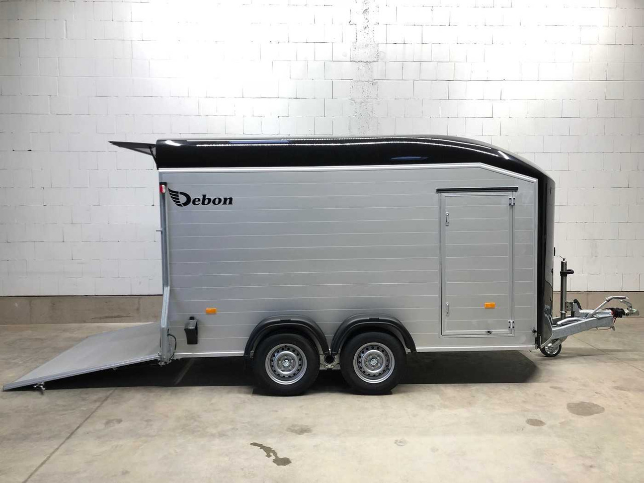 CHEVAL LIBERTE DEBON C700 Roadster Kofferanhänger - Прицеп-фургон: фото 2 CHEVAL LIBERTE DEBON C700 Roadster Kofferanhänger - Прицеп-фургон: фото 2