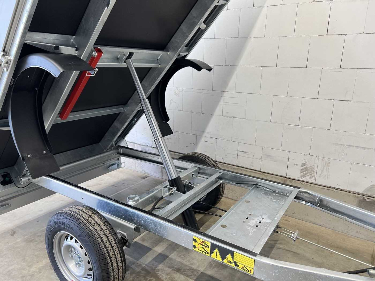 CHEVAL LIBERTE DEBON PW0E Eco 1500 Rückwärtskipper - Самосвальный прицеп: фото 3 CHEVAL LIBERTE DEBON PW0E Eco 1500 Rückwärtskipper - Самосвальный прицеп: фото 3
