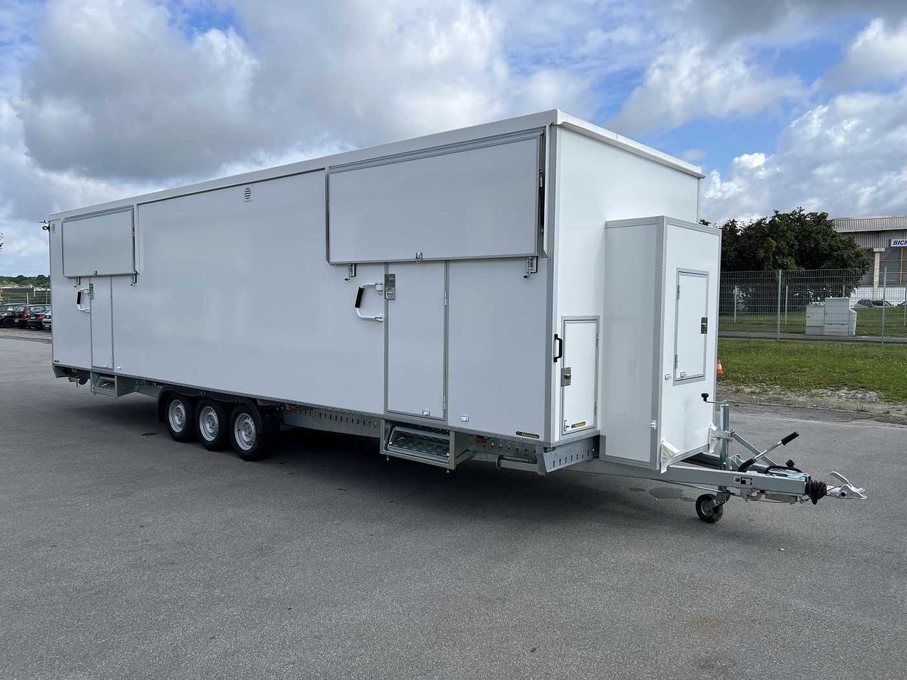 ROSEMEIER EW TA-NO 6 Damen, 1 Herren + 6 Urinale Toilettenanhänger - Прицеп: фото 3 ROSEMEIER EW TA-NO 6 Damen, 1 Herren + 6 Urinale Toilettenanhänger - Прицеп: фото 3