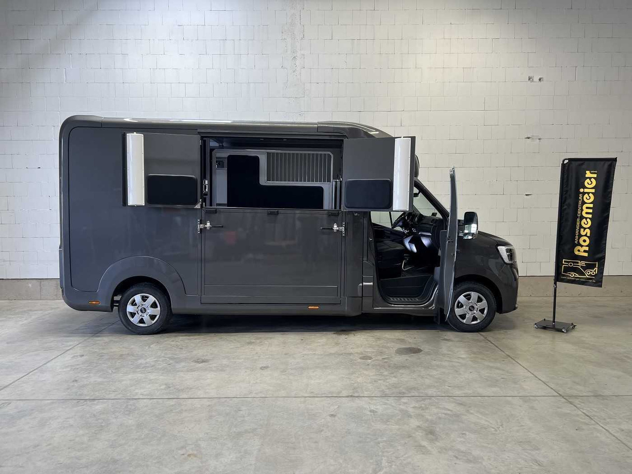 RENAULT Master Haras STX 3-Sitzer LKW - Коневоз, Коммерческий автомобиль: фото 1 RENAULT Master Haras STX 3-Sitzer LKW - Коневоз, Коммерческий автомобиль: фото 1