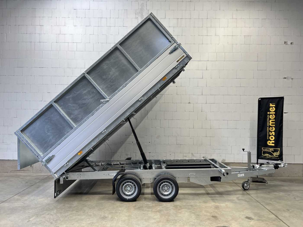 SARIS K3 306 184 3500 2 E BWEH+Trenn Dreiseitenkipper - Самосвальный прицеп: фото 1 SARIS K3 306 184 3500 2 E BWEH+Trenn Dreiseitenkipper - Самосвальный прицеп: фото 1