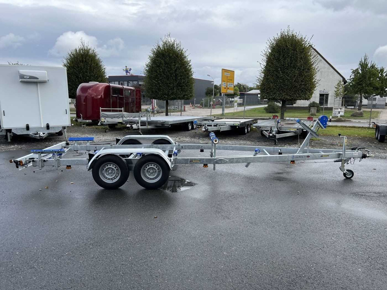 TPV BA2700-L/R Bootsanhänger - Лодочный прицеп: фото 1 TPV BA2700-L/R Bootsanhänger - Лодочный прицеп: фото 1