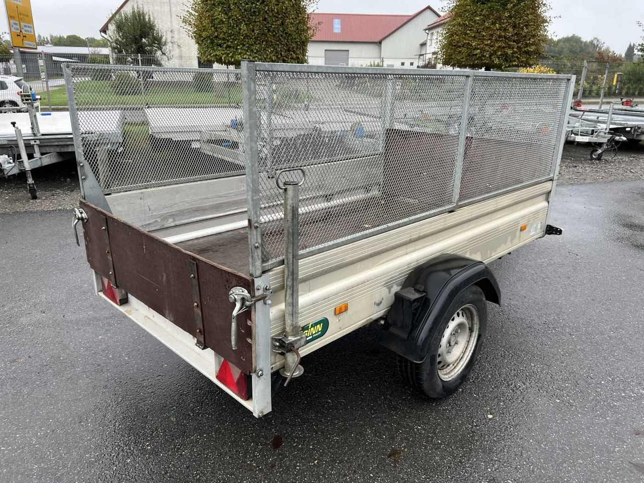 UNSINN K 1325 Gitter Kastenanhänger gebremst - Прицеп для легкового автомобиля: фото 3 UNSINN K 1325 Gitter Kastenanhänger gebremst - Прицеп для легкового автомобиля: фото 3