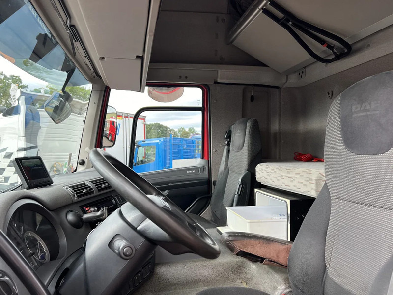DAF CF 290 4X2 EURO6 SPACECAB RENOVA / VANGMUIL / LAADKLEP / TOP STAAT - Грузовик-контейнеровоз/ Сменный кузов: фото 5 DAF CF 290 4X2 EURO6 SPACECAB RENOVA / VANGMUIL / LAADKLEP / TOP STAAT - Грузовик-контейнеровоз/ Сменный кузов: фото 5