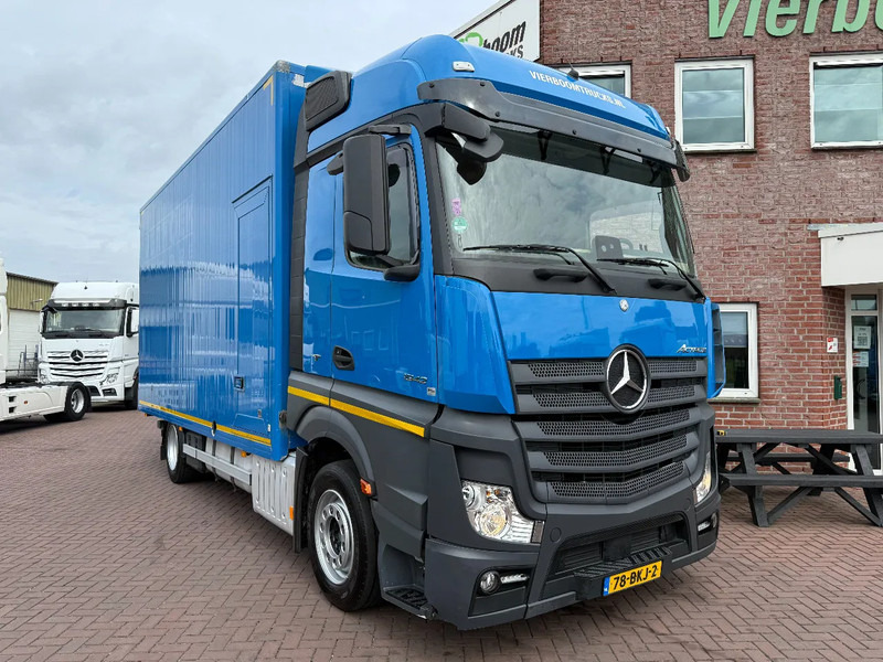 Mercedes-Benz Actros Actros 1842L Bigspace Koffer / Retarder / Kleine Unfall / Fahrbereit / Holland Truck - Грузовик с закрытым кузовом: фото 1 Mercedes-Benz Actros Actros 1842L Bigspace Koffer / Retarder / Kleine Unfall / Fahrbereit / Holland Truck - Грузовик с закрытым кузовом: фото 1
