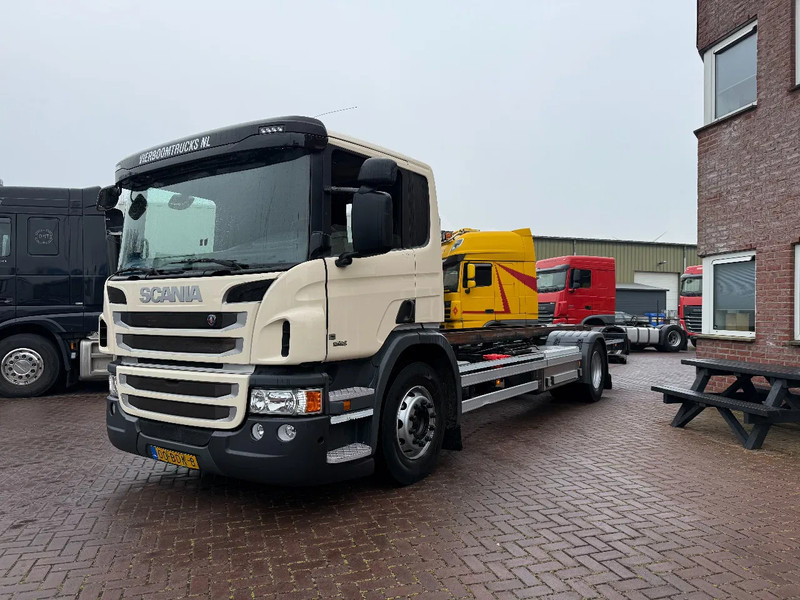 Scania P280 4X2 EURO6 WISSELSYSTEEM MET LAADKLEP HOLLAND TRUCK!!!! - Грузовик-контейнеровоз/ Сменный кузов: фото 2 Scania P280 4X2 EURO6 WISSELSYSTEEM MET LAADKLEP HOLLAND TRUCK!!!! - Грузовик-контейнеровоз/ Сменный кузов: фото 2
