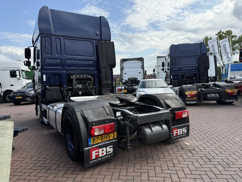 DAF XF 440 XF440 4X2 SSC LOWDECK / ONLY 577TKM / RETARDER / TUV 7-2026!!!!!!!!!!! - Тягач: фото 3 DAF XF 440 XF440 4X2 SSC LOWDECK / ONLY 577TKM / RETARDER / TUV 7-2026!!!!!!!!!!! - Тягач: фото 3