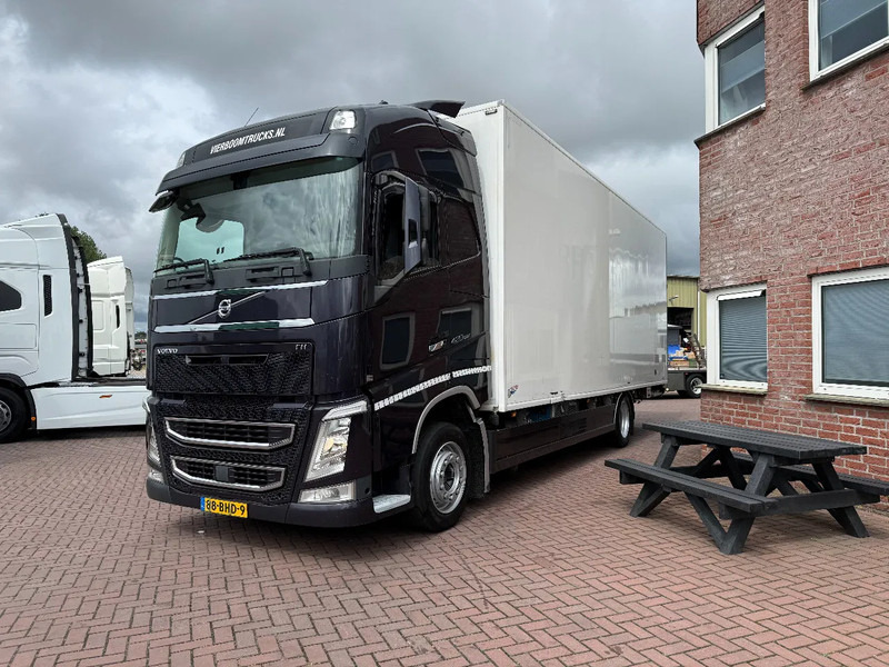 Volvo FH FH420 4X2 Globetrotter XL Kuhlkoffer mit Frigoblock - Рефрижератор: фото 2 Volvo FH FH420 4X2 Globetrotter XL Kuhlkoffer mit Frigoblock - Рефрижератор: фото 2