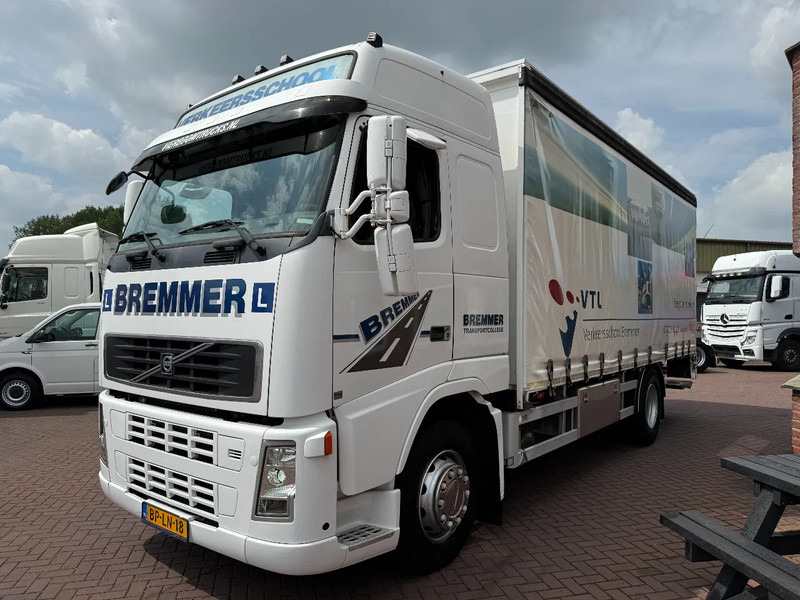 Volvo FH12-380 4X2 Euro3 / Manual / only 276tkm / Driving school - Грузовик с закрытым кузовом: фото 2 Volvo FH12-380 4X2 Euro3 / Manual / only 276tkm / Driving school - Грузовик с закрытым кузовом: фото 2
