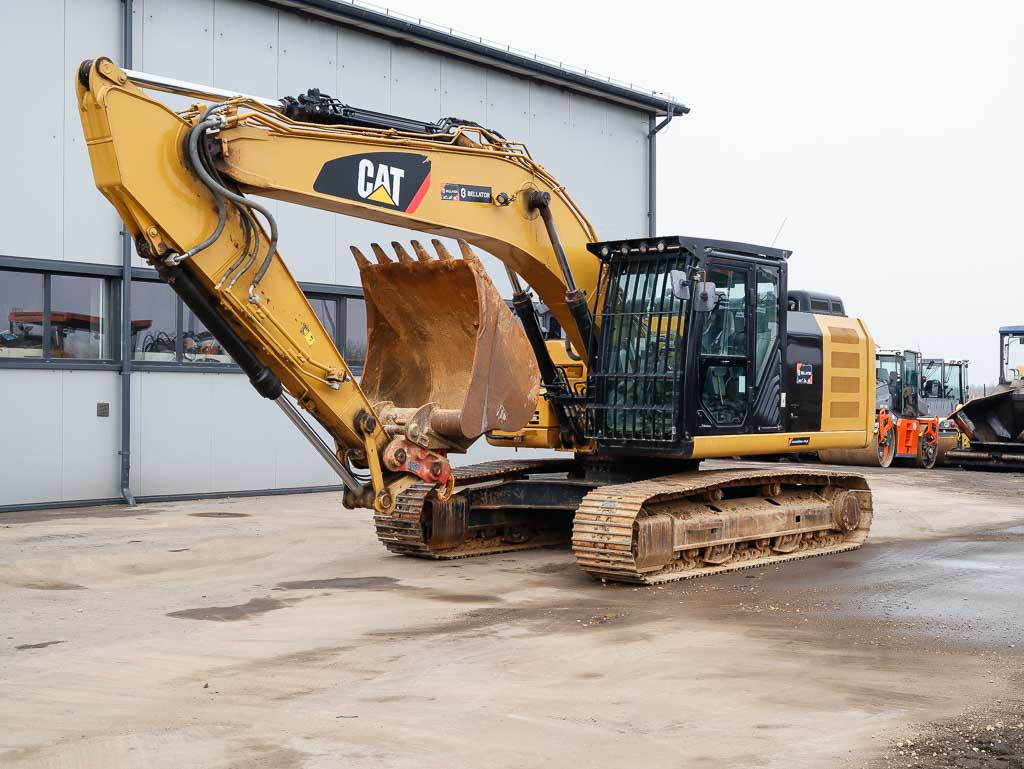 CATERPILLAR 320F - Гусеничный экскаватор: фото 2 CATERPILLAR 320F - Гусеничный экскаватор: фото 2