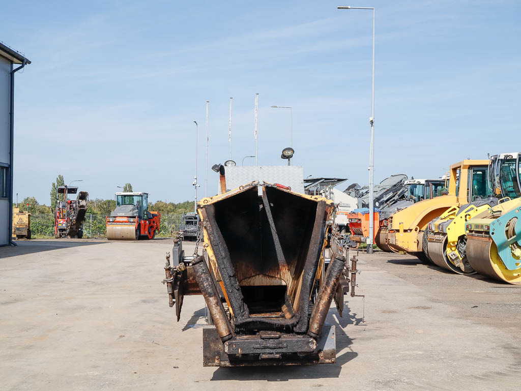 VÖGELE SUPER 800 - Асфальтоукладчик: фото 3 VÖGELE SUPER 800 - Асфальтоукладчик: фото 3