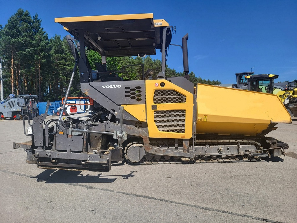 VOLVO ABG P7820C - Асфальтоукладчик: фото 1 VOLVO ABG P7820C - Асфальтоукладчик: фото 1