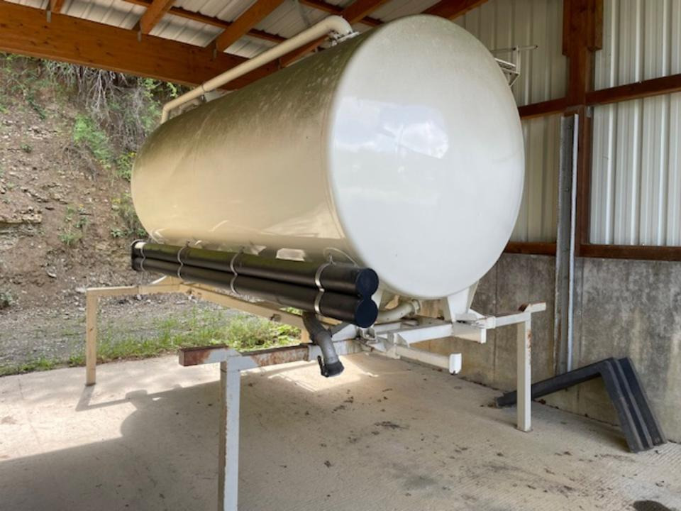 Wechselbrücke mit Silobehälter für den Mehltransport - Танк-контейнер: фото 1 Wechselbrücke mit Silobehälter für den Mehltransport - Танк-контейнер: фото 1