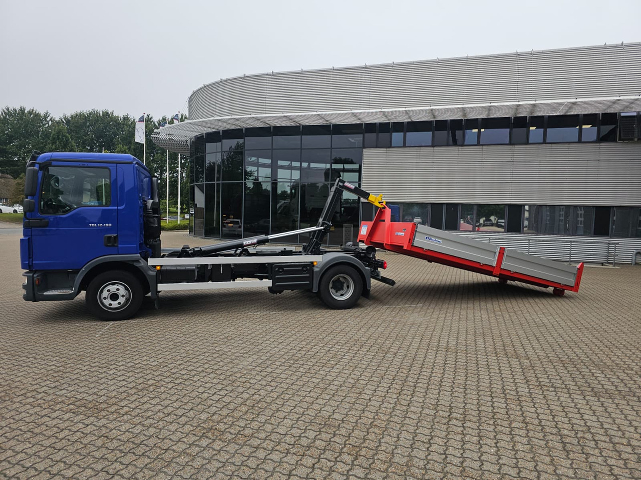 MAN TGL 12.190 BL - Крюковой мультилифт: фото 2 MAN TGL 12.190 BL - Крюковой мультилифт: фото 2