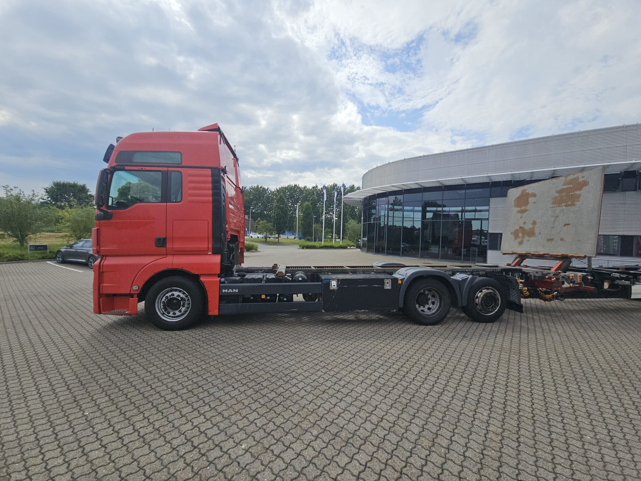 MAN TGX 26.500 with trailer - Грузовик-контейнеровоз/ Сменный кузов: фото 5 MAN TGX 26.500 with trailer - Грузовик-контейнеровоз/ Сменный кузов: фото 5