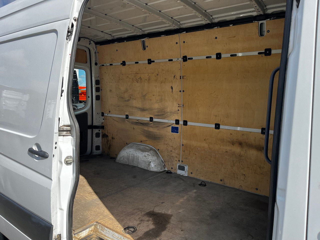 Цельнометаллический фургон Mercedes-Benz Sprinter II Kasten 316 CDI: фото 21 Цельнометаллический фургон Mercedes-Benz Sprinter II Kasten 316 CDI: фото 21