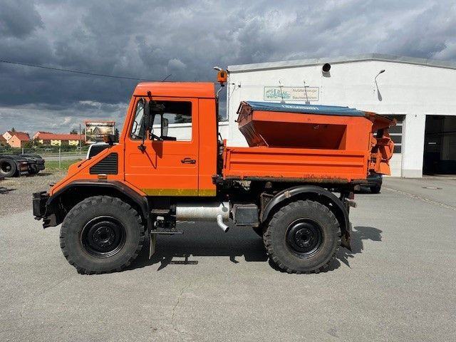 Mercedes-Benz Unimog 418/10 Winterdienst2000 - Самосвал: фото 2 Mercedes-Benz Unimog 418/10 Winterdienst2000 - Самосвал: фото 2