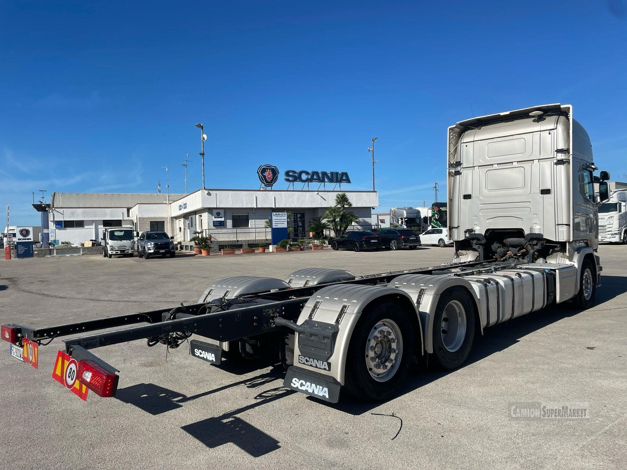 SCANIA R580 - Грузовик-шасси: фото 4 SCANIA R580 - Грузовик-шасси: фото 4