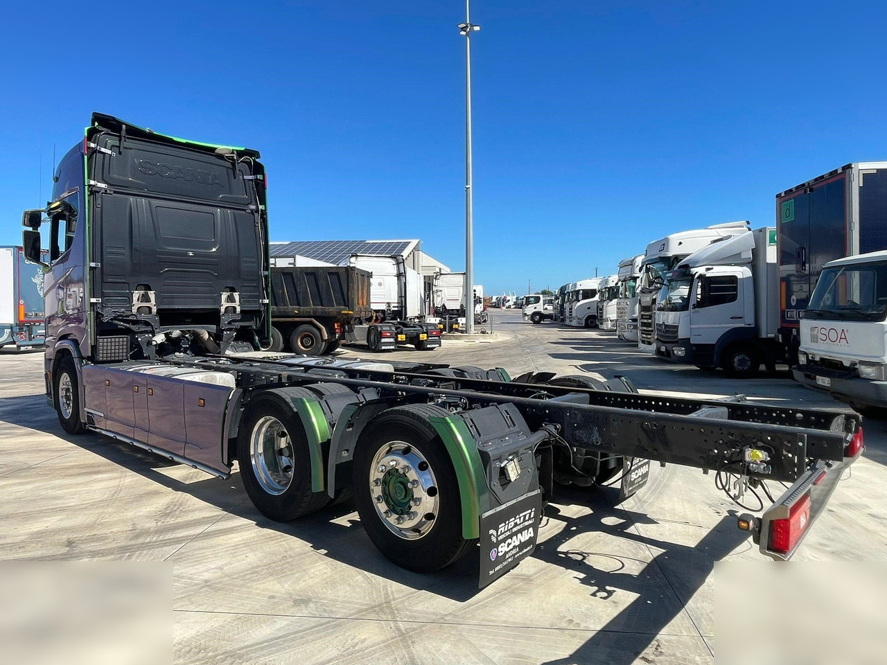 SCANIA S520 - Грузовик-шасси: фото 3 SCANIA S520 - Грузовик-шасси: фото 3